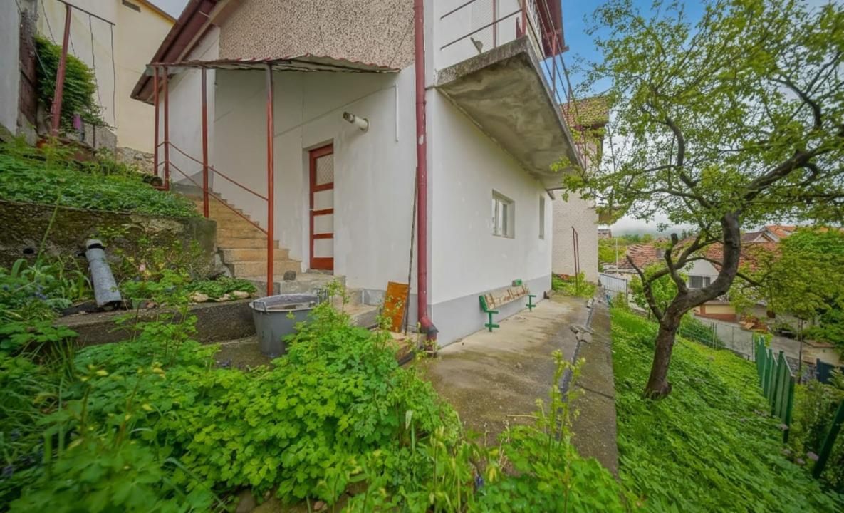 De vânzare casă în cartierul Șchei pe Strada Cotun, nr. 9 – fotografia 8 din 31
