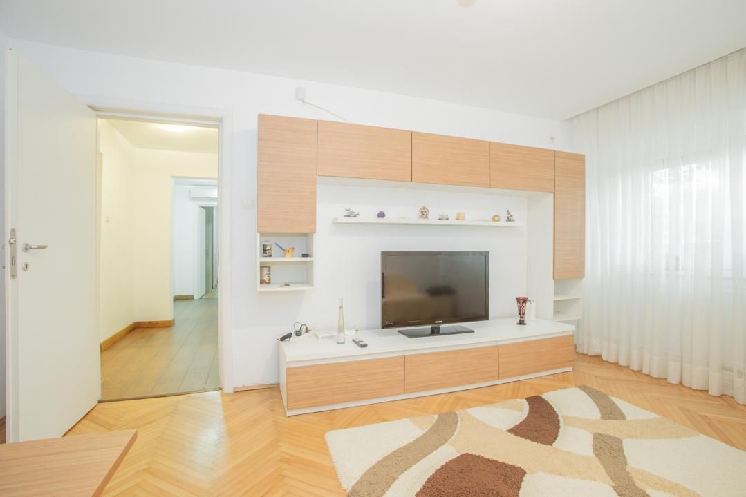 Apartament 3 camere de închiriat – Faleza Nord, Constanța – fotografia 5 din 22