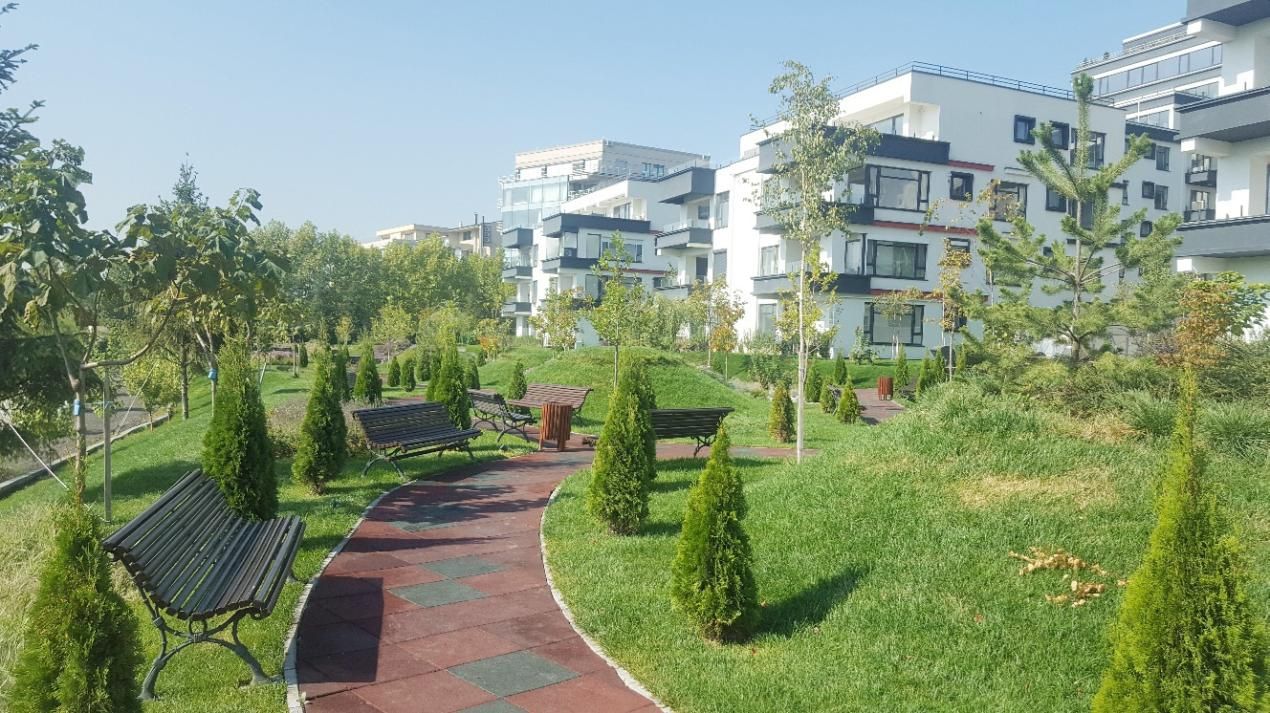 Laguna Residence | 4 camere | Centrala Proprie | Loc Parcare | Vedere Lac | – fotografia 13 din 16