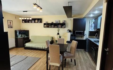 Apartament 3 camere, 61mp utili, mobilat, parcare, zona  str.Tineretului!