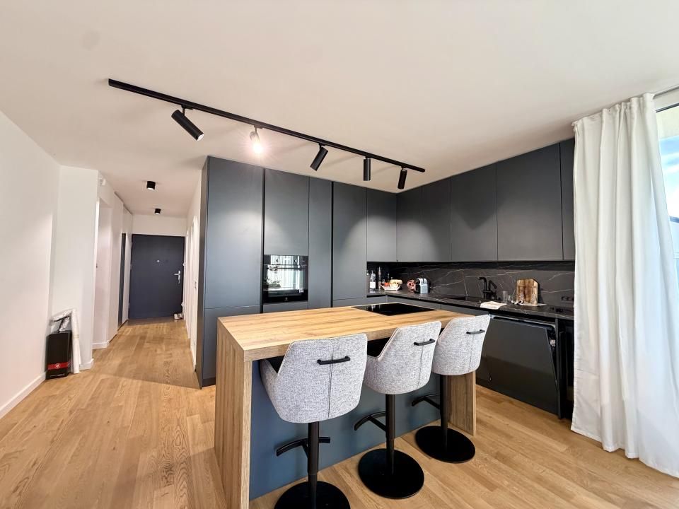 Casa individuala, 140 mp, piscina, 651 mp teren - Dumbravita – fotografia 8 din 13