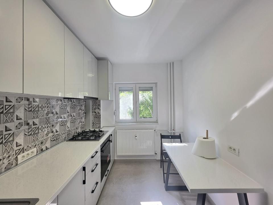 FIRST RENT | Apartament 2 Camere Renovat | 1 Mai - Turda | Bloc Reabilitat – fotografia 9 din 18