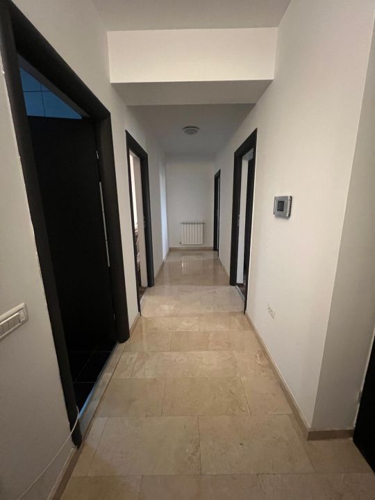 Vila impresionanta P+3, Bulevardul Mamaia, zona Tomis II – fotografia 6 din 12