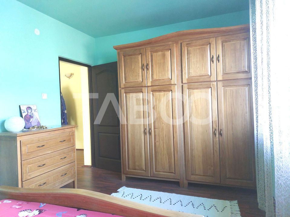 Casa 200 mpu 4 camere curte si gradina zona linistita Talmaciu – fotografia 16 din 27
