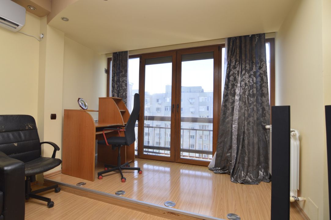 VANZARE UN APARTAMENT DE 3 CAMERE DRISTOR – METROU DRISTOR – fotografia 7 din 31