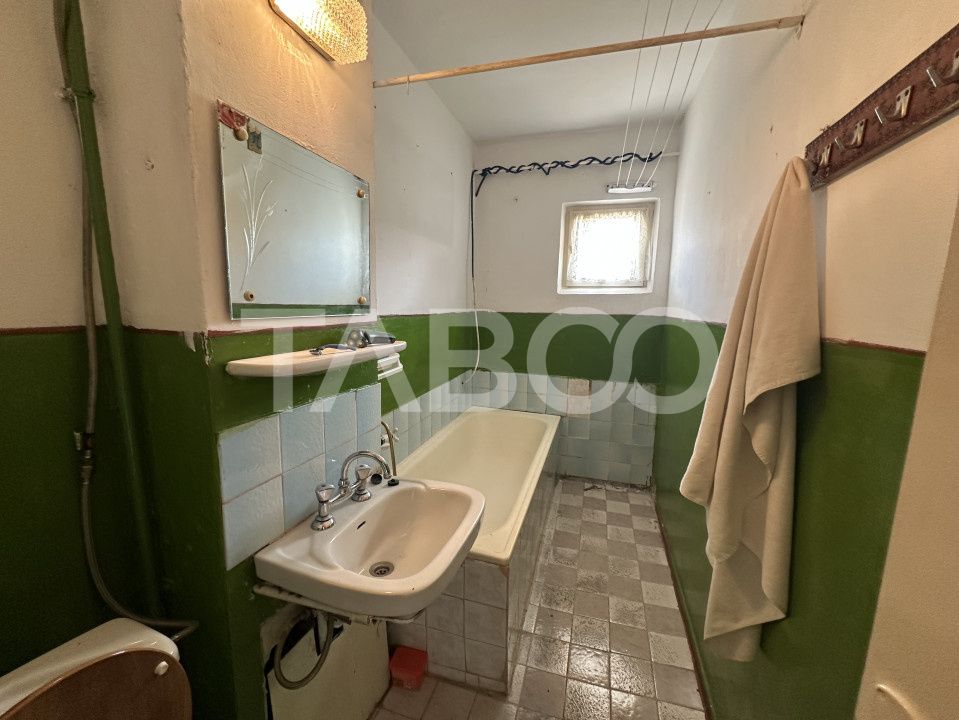 Apartament decomandat 2 camere boxa la subsol zona Titu Pertia – fotografia 6 din 6