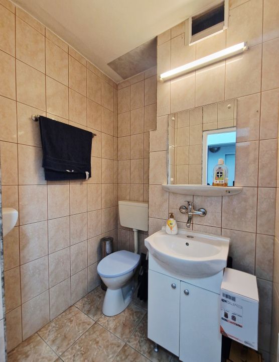 Apartament luminos decomandat in zona Spitalului de Recuperare – fotografia 14 din 16