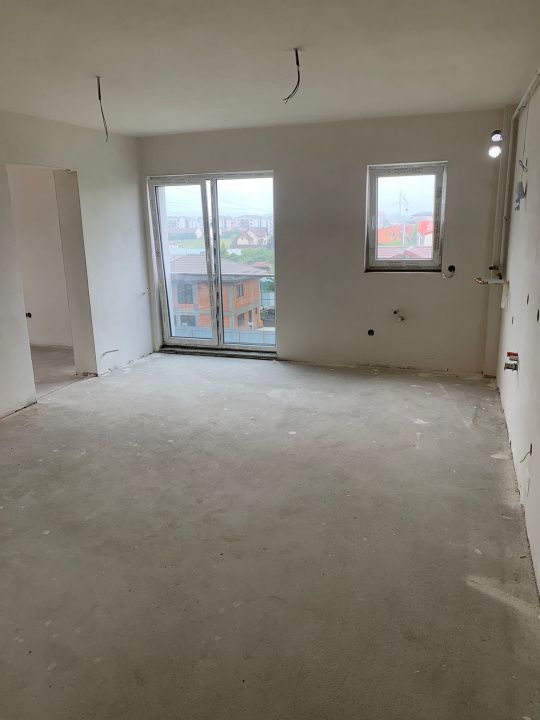 Apartament 3 camere , 57 mp, LIFT, parcare , Tineretului Floresti! – fotografia 1 din 5