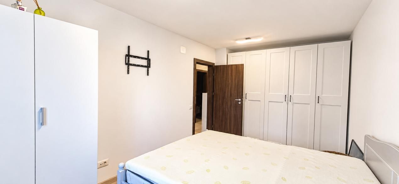 Închiriere apartament cu 2 camere, mobilat și utilat - Urban Plaza – fotografia 8 din 18