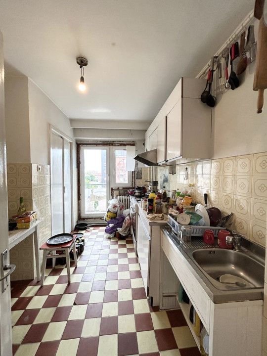 Apartament 3 camere, 80mputili, 3 balcoane, etaj 6-Simion Barnutiu – fotografia 1 din 6