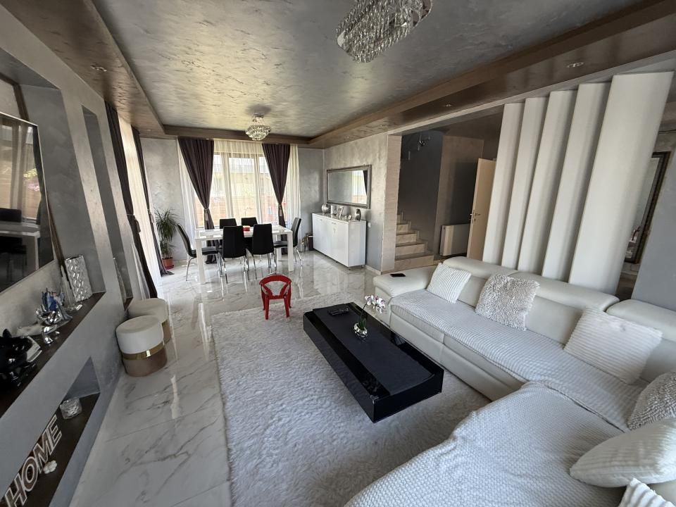Duplex la cheie zona Sesul de Sus ,strada privata cu bariera . – fotografia 4 din 19