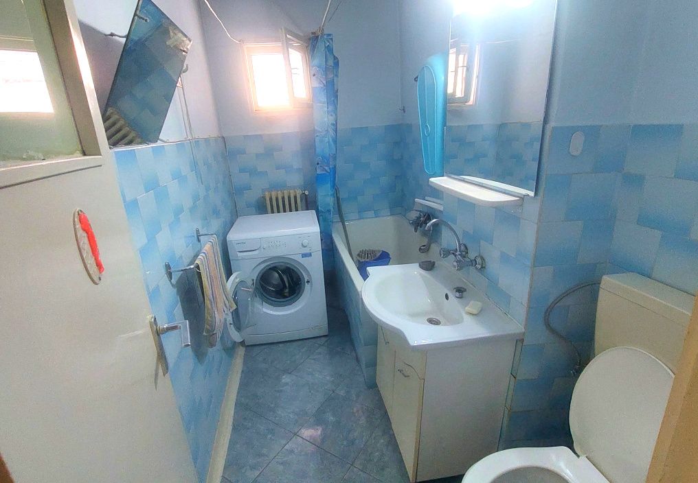 Apartament cu 3 camere spatios in bloc de caramida, etajul 1,  CETATE - Bulevard – fotografia 7 din 8