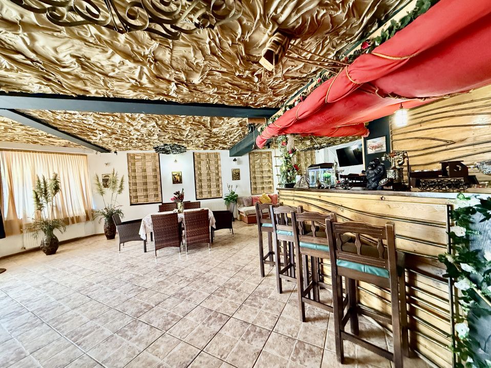Casa bld Mamaia la  intrare Satul de Vacanta, langa Hotel Quartz – fotografia 2 din 15