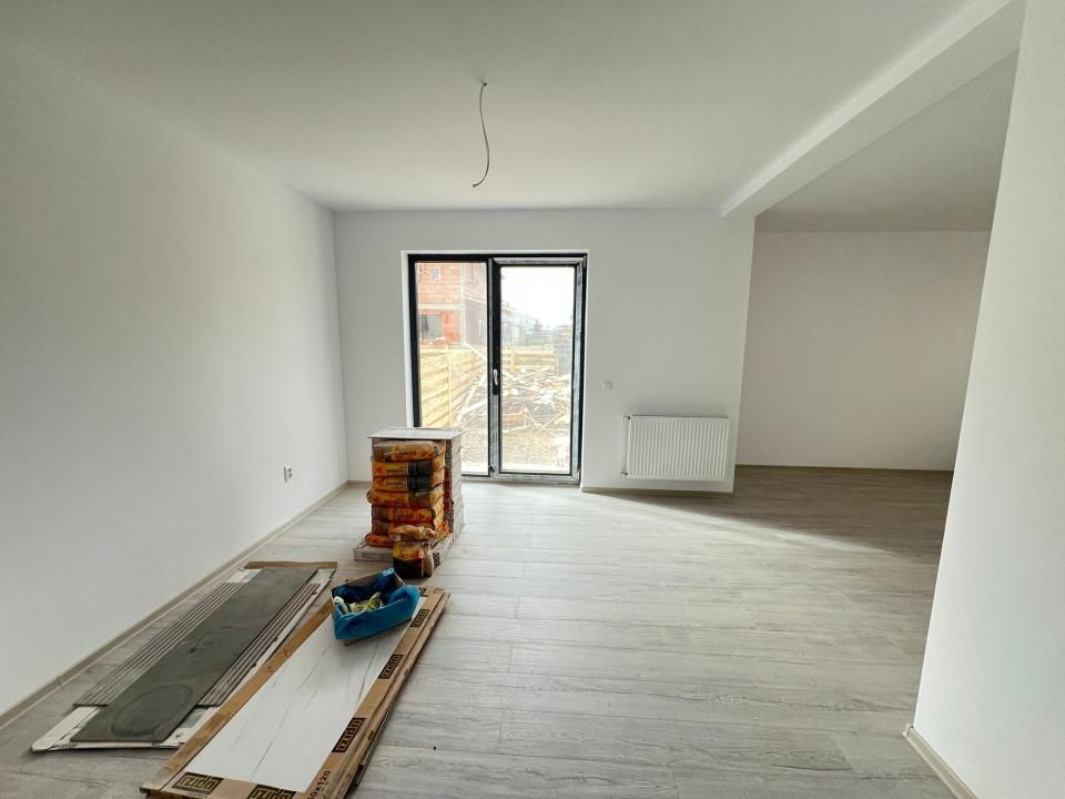 Casa-Duplex-4 camere-2 bai-110mp-Teren 250mp-Izvor-Tarlungeni – fotografia 4 din 17