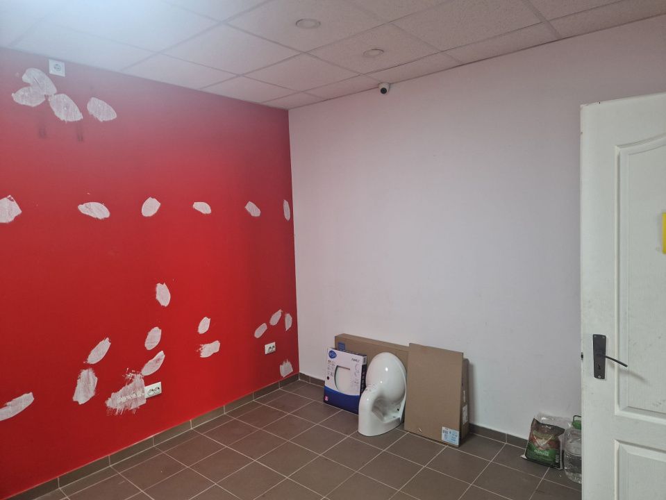 Spatiu comercial cu vitrina, Piata Mihai Viteazu – fotografia 4 din 6
