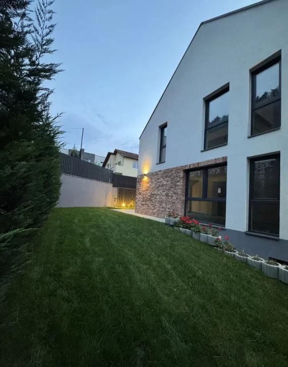 Casă individuală | D+P+E | 5 camere + apartament la demisol | zona Vivo – fotografia 4 din 8