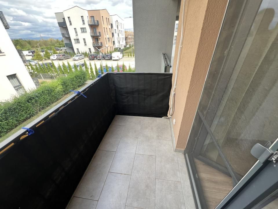 Apartament-2 camere-decomandat-mobilat-utilat-etaj 1-parcare-2 balcoane – fotografia 13 din 13