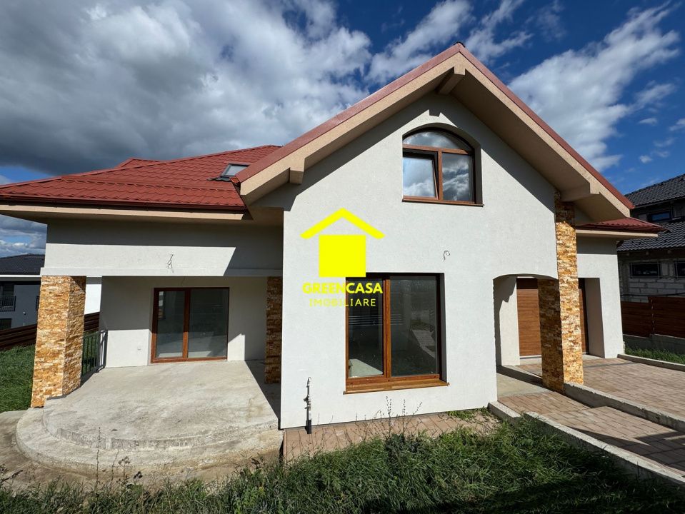 Casă individuală P+E, 294 mp utili, curte 570 mp, Chinteni – fotografia 2 din 19