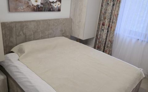 Apartament cu 2 camere de închiriat etaj 2 zona Ostroveni Rm Vâlcea