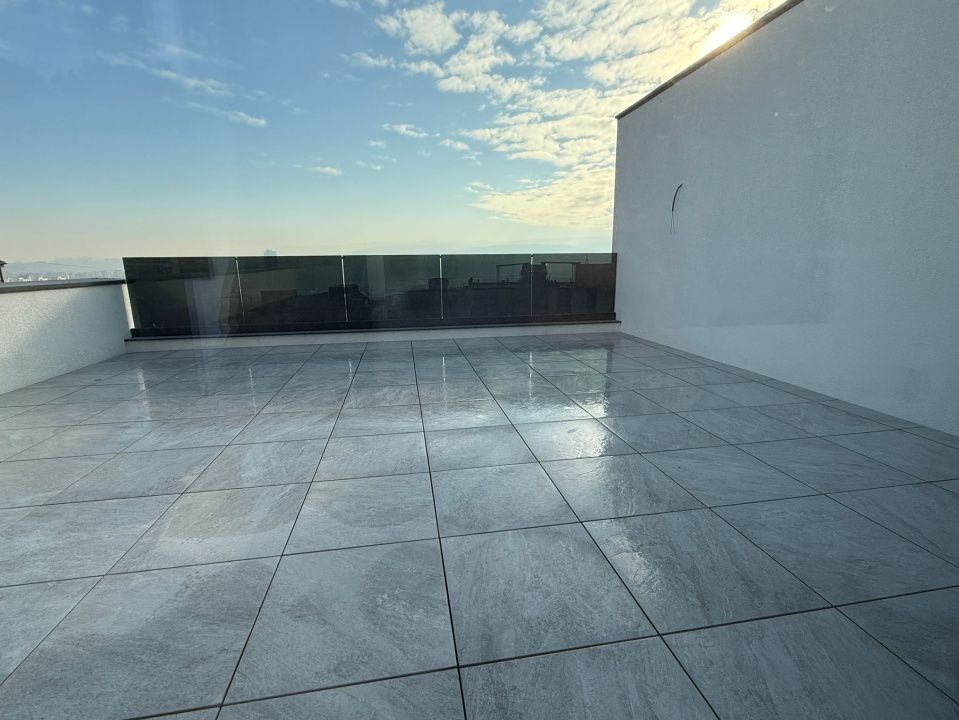 Casa exclusivista cu terasa si vedere panoramica – fotografia 10 din 27