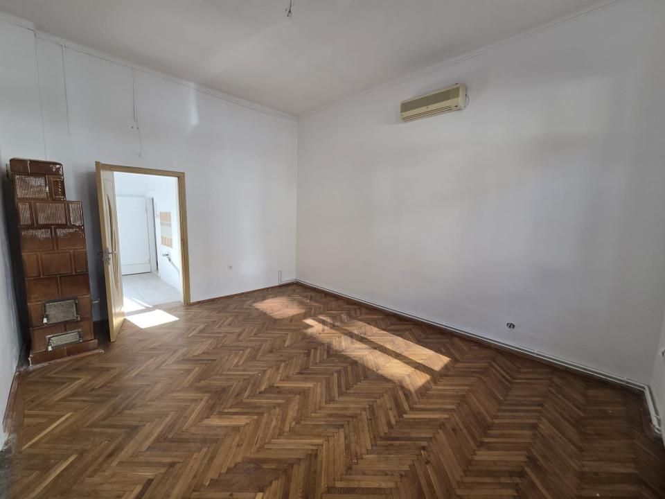 Spațiu de închiriat, 150 mp, 5 camere – central, strada Avram Iancu – fotografia 5 din 10