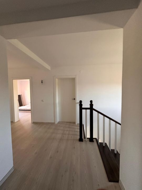 Casă P+1 cu 6 camere de vânzare în Mihail Kogălniceanu – teren 500 mp – fotografia 22 din 31