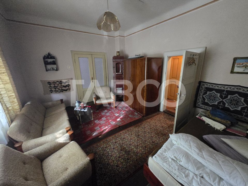 Casa de vanzare cu 3 camere 83 mp zona Piata Cluj Sibiu – fotografia 4 din 7
