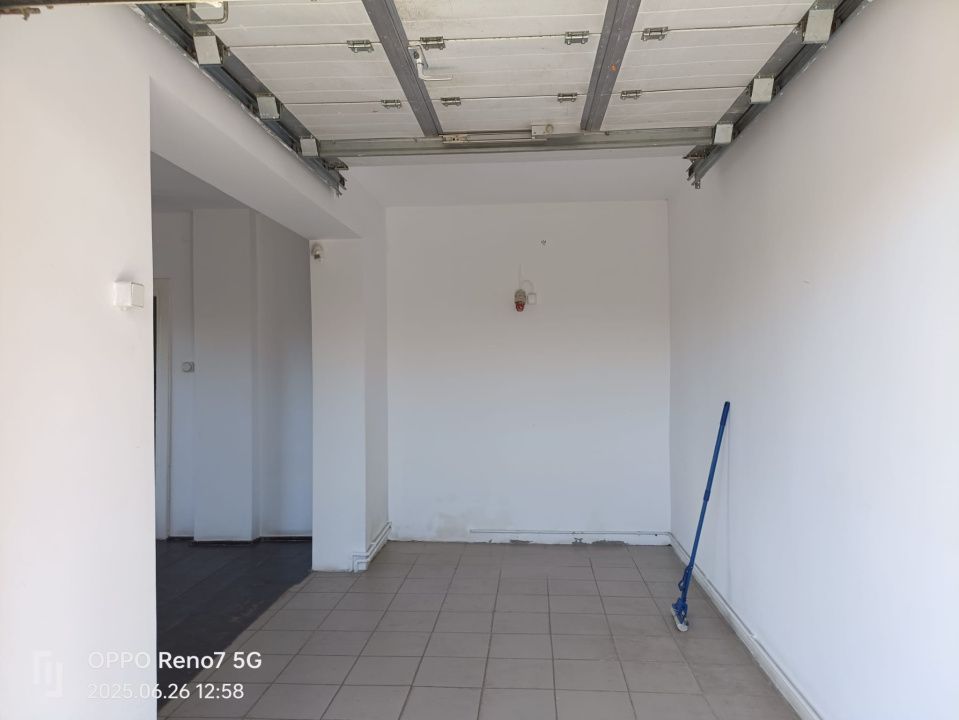 Casă de vânzare sau închiriere cu spațiu comercial Tg Mureș si 13 arii teren – fotografia 8 din 19