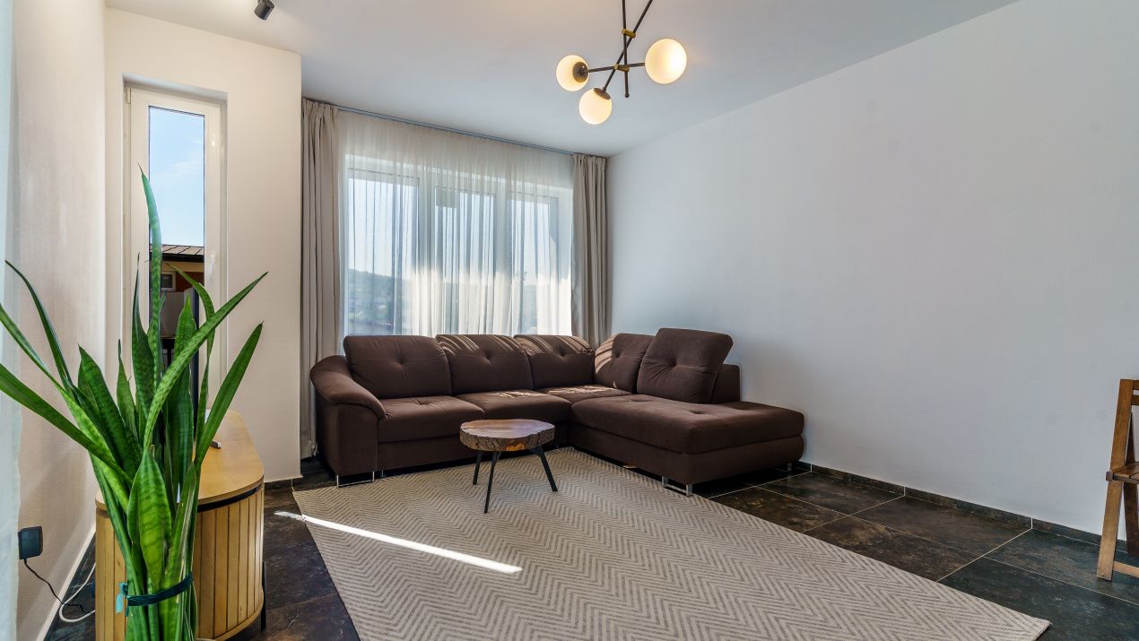 Duplex 140 mp în Borhanci | zona TCI – stradă privată, liniște, garaj – fotografia 1 din 17