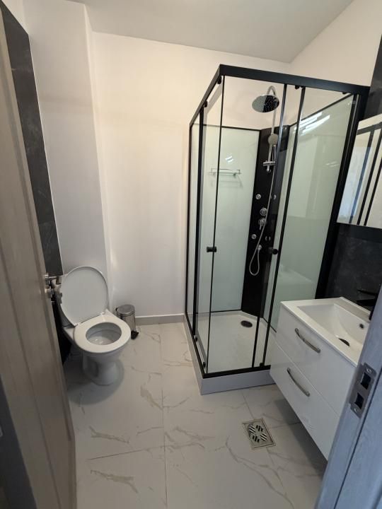 Apartament 3 camere | 2 băi | Parcare inclusă | Lift | Disponibil imediat – fotografia 15 din 17