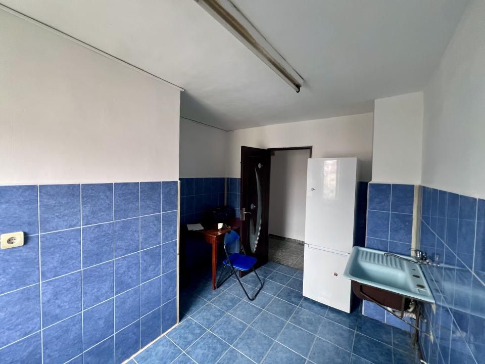 Apartament spatios, 3 camere, decomandat, 65 mp utili - Modern – fotografia 10 din 11