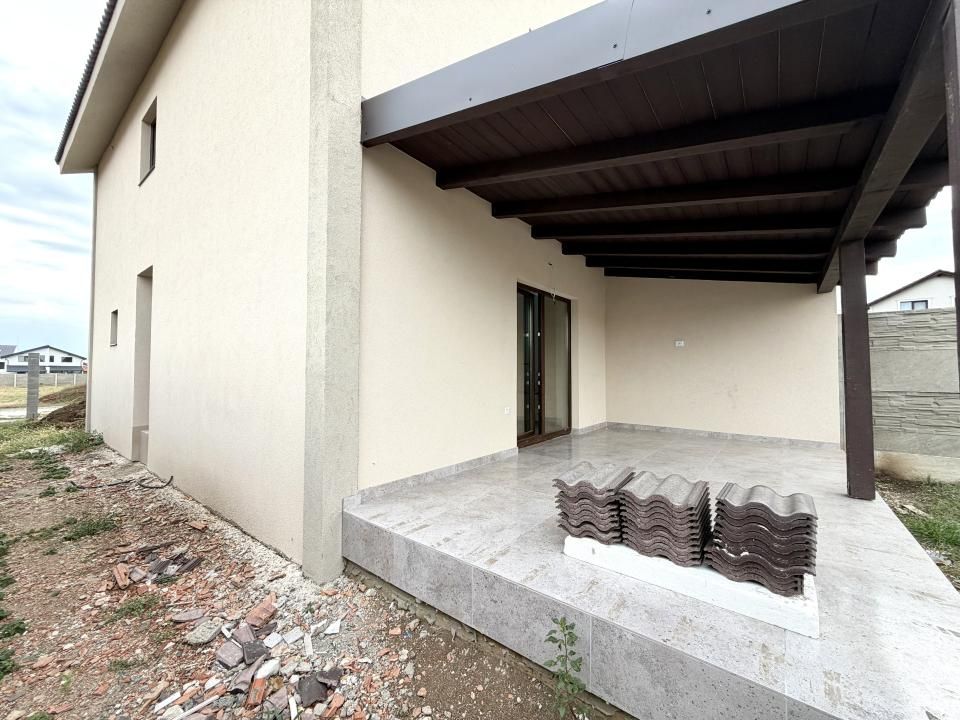 Duplex modern, 3 camere, 88 mp utili, 330 mp teren - Sanandrei – fotografia 10 din 11