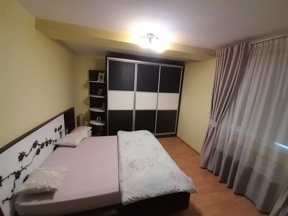 Apartament 3 camere DECOMANDAT, zona SENS – fotografia 6 din 15