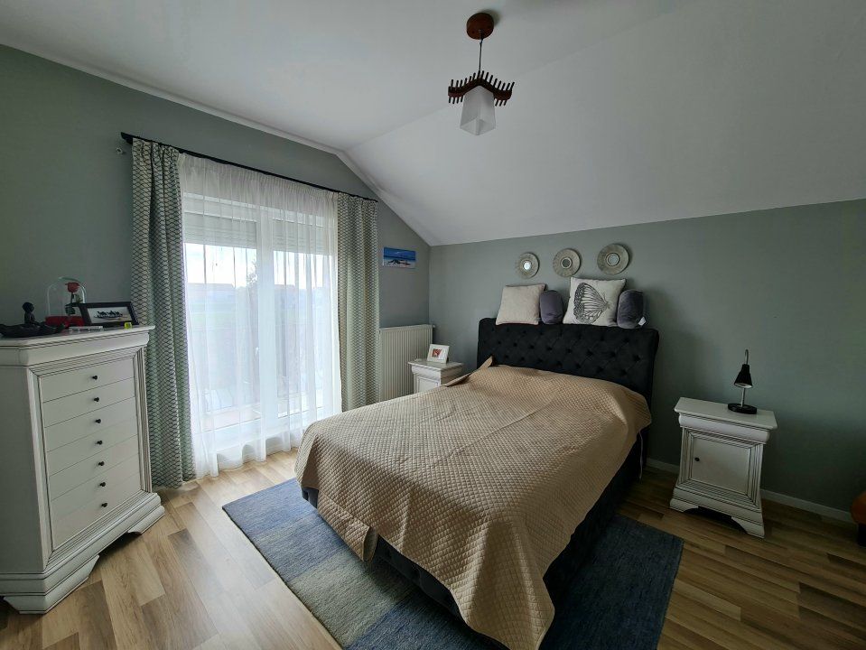 Casă Domnești | Spațioasă, Luminoasă, Ideală pentru Familie – fotografia 6 din 23