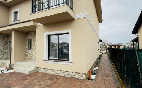 Duplex 5 camere, 116mp utili, 384 teren in Mosnita Veche