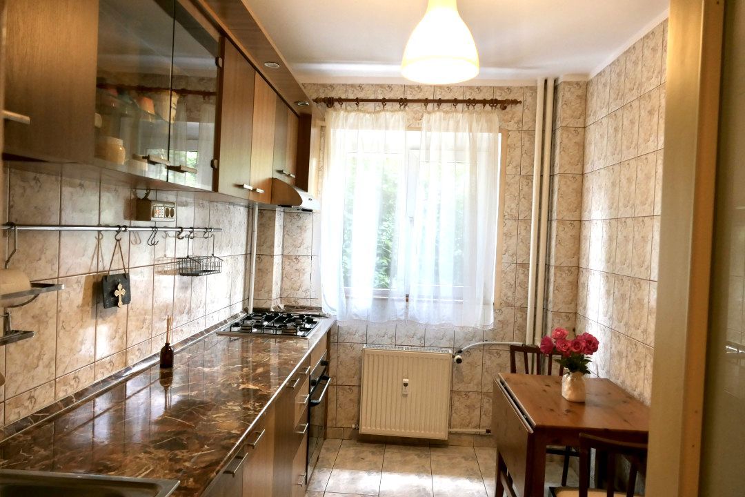 Apartamentul dintre parcuri – fotografia 5 din 16