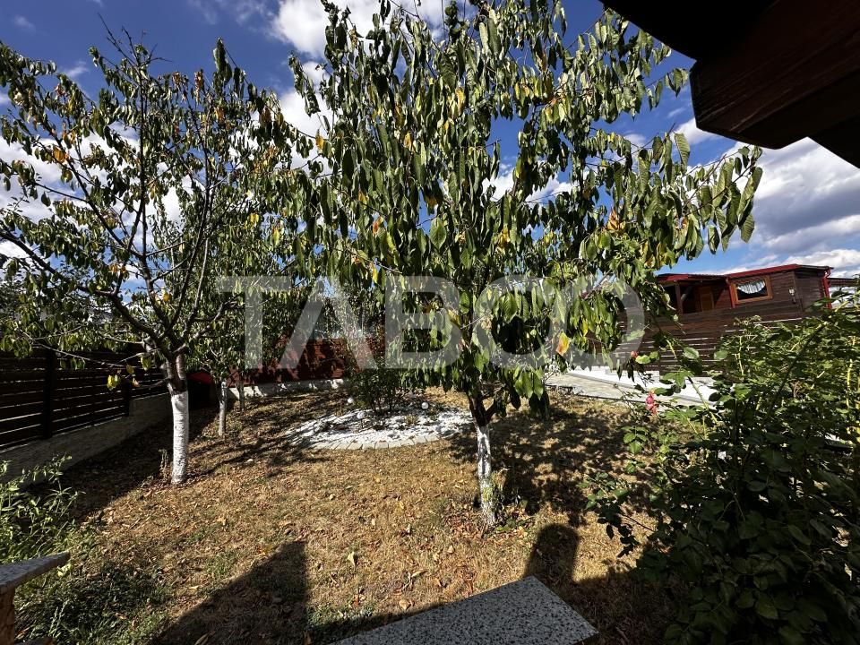 Casa de vanzare cu 5 camere si teren 426 mp 2 fronturi in Arhitectilor – fotografia 9 din 11