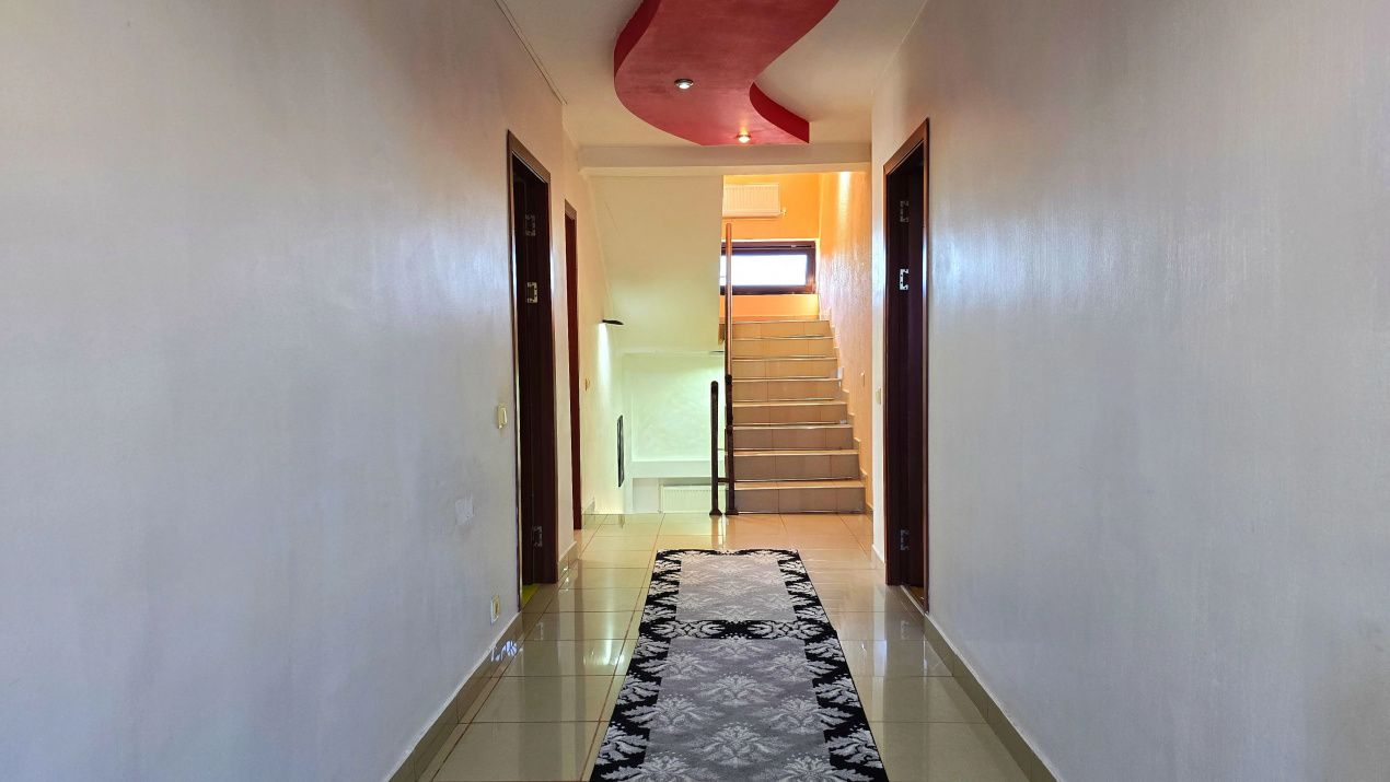Lângă Lacul Pasărea, Vila cu 8 camere în care familia ta are loc să crească – fotografia 53 din 91