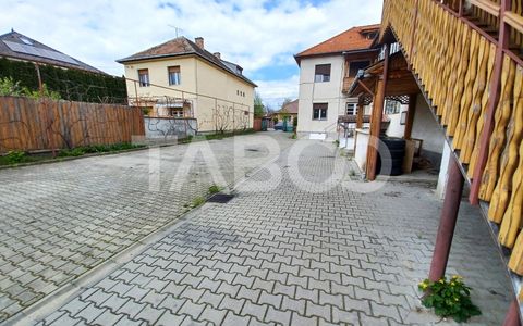 1200 mp teren cu casa individuala de  renovat in zona buna din Sibiu