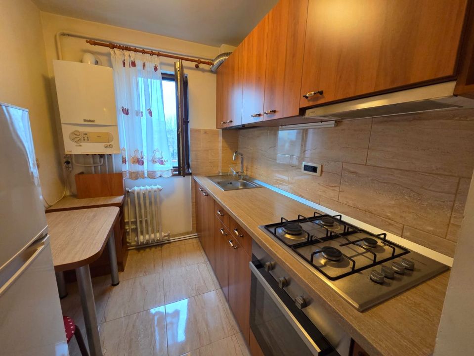 DE VANZARE-APARTAMENT 3 CAMERE-ALEXANDRU CEL BUN – fotografia 1 din 11