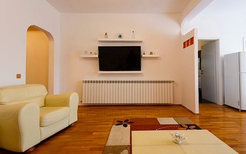 Zona Complexului Diana, apartament mobilat cu parcare