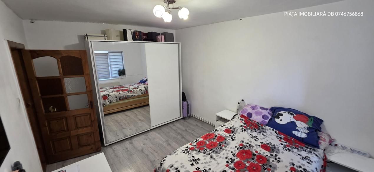 Apartament 2 Camere Decomandat – Micro 4, Târgoviște – foarte spațios – fotografia 2 din 12