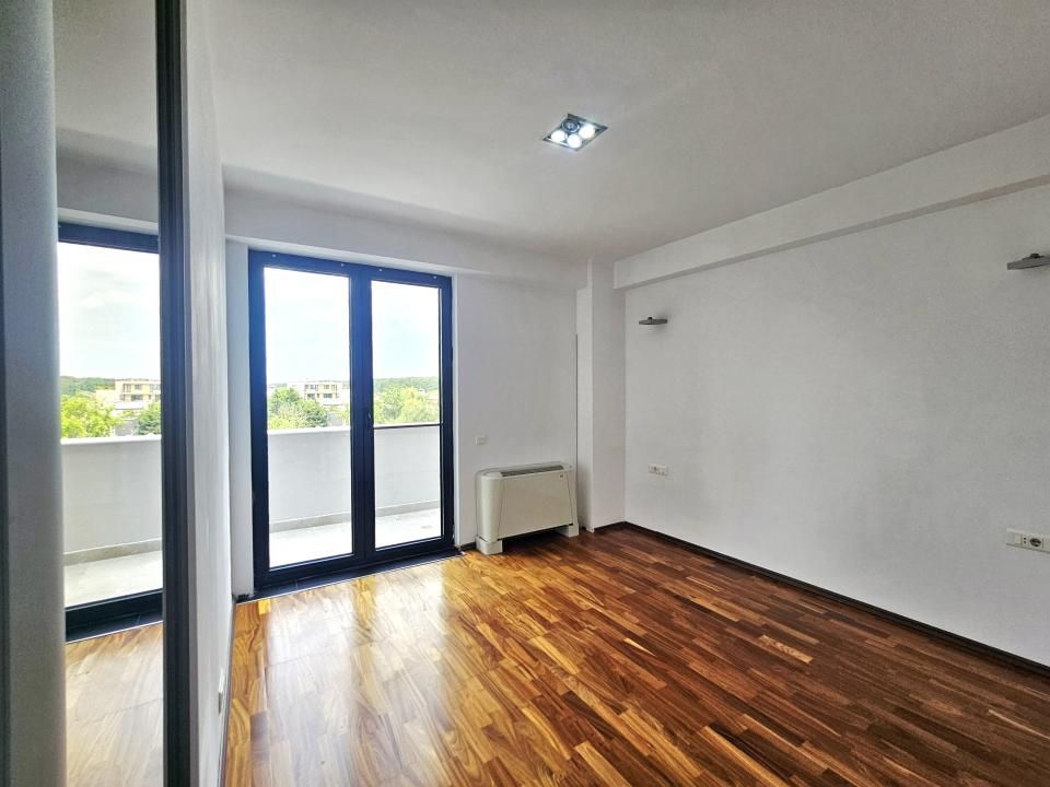Iancu Nicolae/Bloc Boutique/ 4 camere de vanzare – fotografia 9 din 18