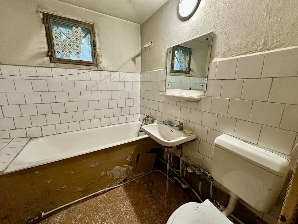 4 camere | Rahova | 13 Septembrie | Bloc M din 1983 | Comision 0% – fotografia 3 din 9