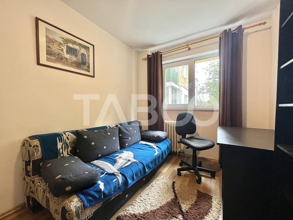 Apartament cu 4 camere de vanzare cu lift etaj intermediar in Manastur – fotografia 6 din 12
