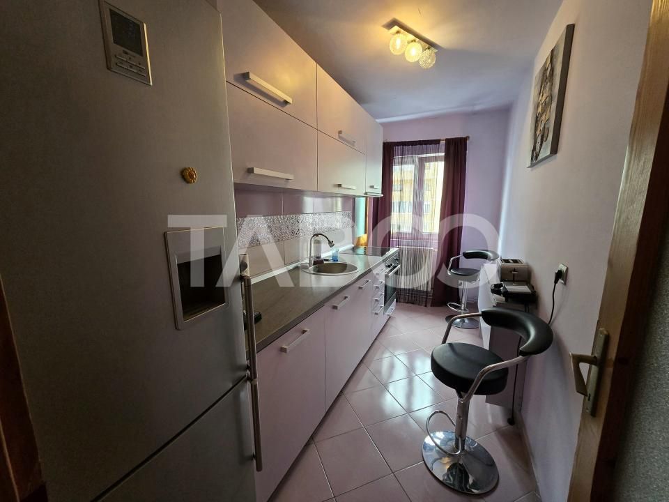 Apartament decomandat de vanzare etaj intermediar lift Vasile Aaron – fotografia 6 din 10