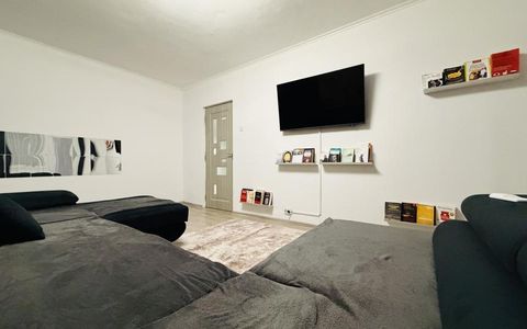 Apartament 3 camere , 56 mp utili , decomandat - Lipovei