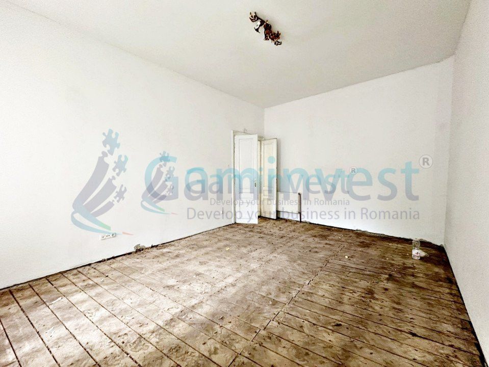 Casă ultracentrală cu apartament și demisol, zona Republicii pietonala, Oradea – fotografia 3 din 11