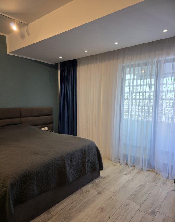 Apartament 2 camere – Zona Delfinariu, Bd. Mamaia – fotografia 10 din 13