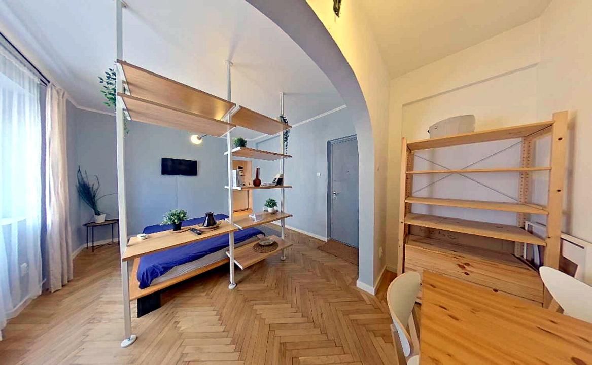 Central Location | Architect-Designed Studio | Turnkey Airbnb Investment – fotografia 5 din 18